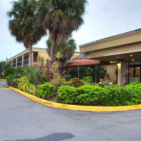 Winter Haven Gardens Inn מראה חיצוני תמונה